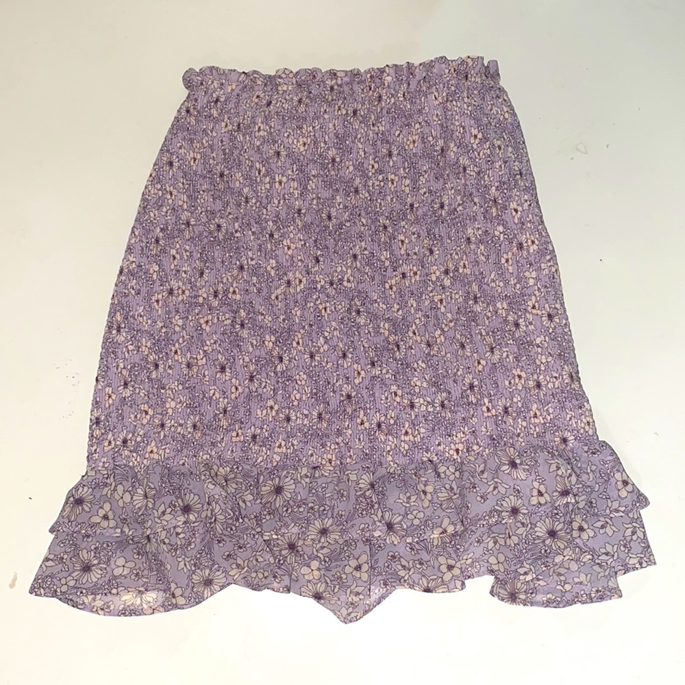 1.State Lilac Stretch Skirt, Size Small (NWOT)
